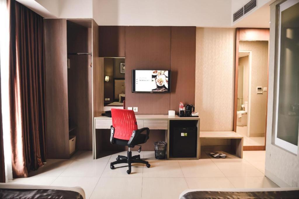 Travello Hotel Bandung Exterior foto