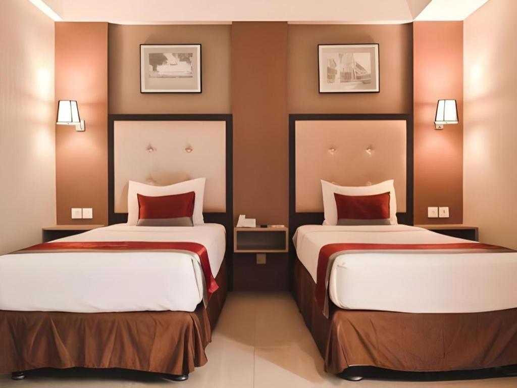 Travello Hotel Bandung Exterior foto